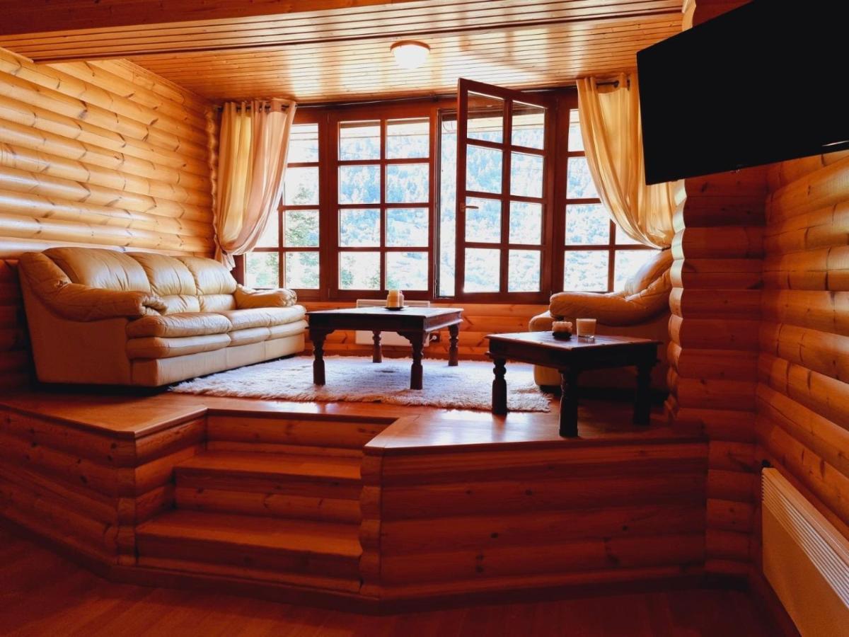 "Nest" The Wooden Suite By Ski Alure Eptálofos Eksteriør bilde