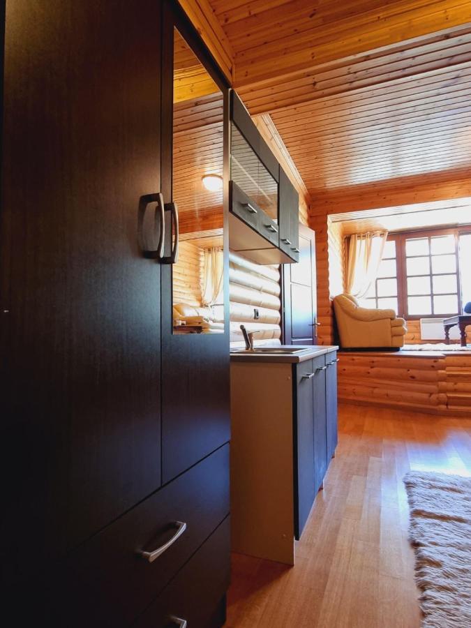 "Nest" The Wooden Suite By Ski Alure Eptálofos Eksteriør bilde